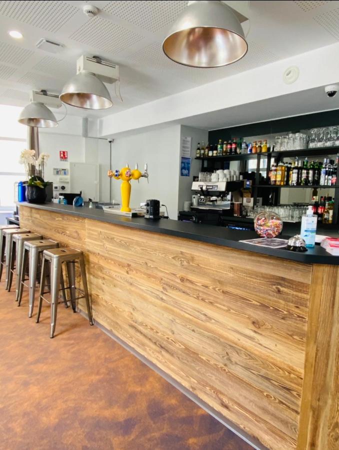 Hostel Flamingo Nimes Gare Centre Екстер'єр фото