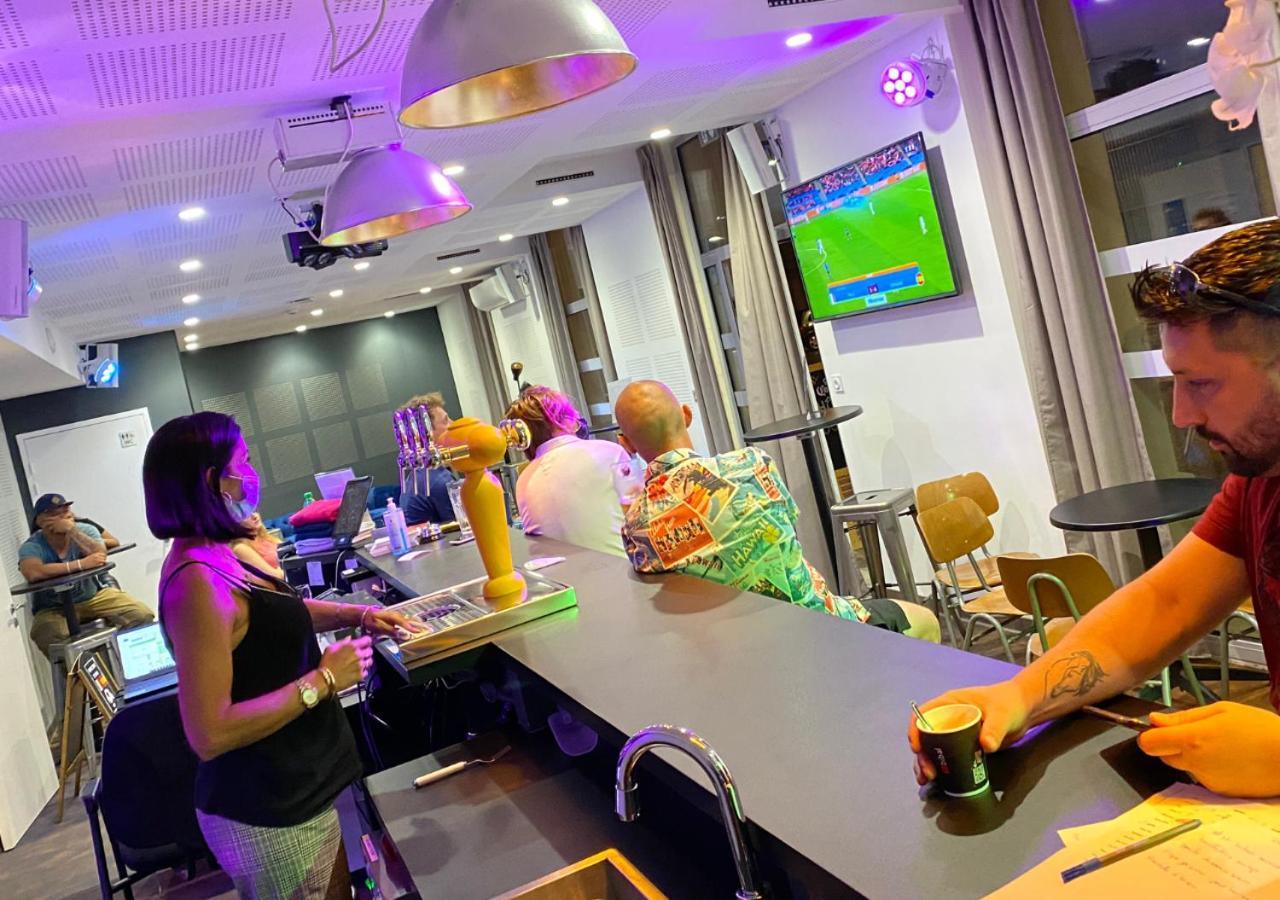 Hostel Flamingo Nimes Gare Centre Екстер'єр фото